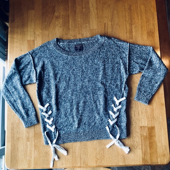 Abercrombie & Fitch Sweaters - Women’s Sweater